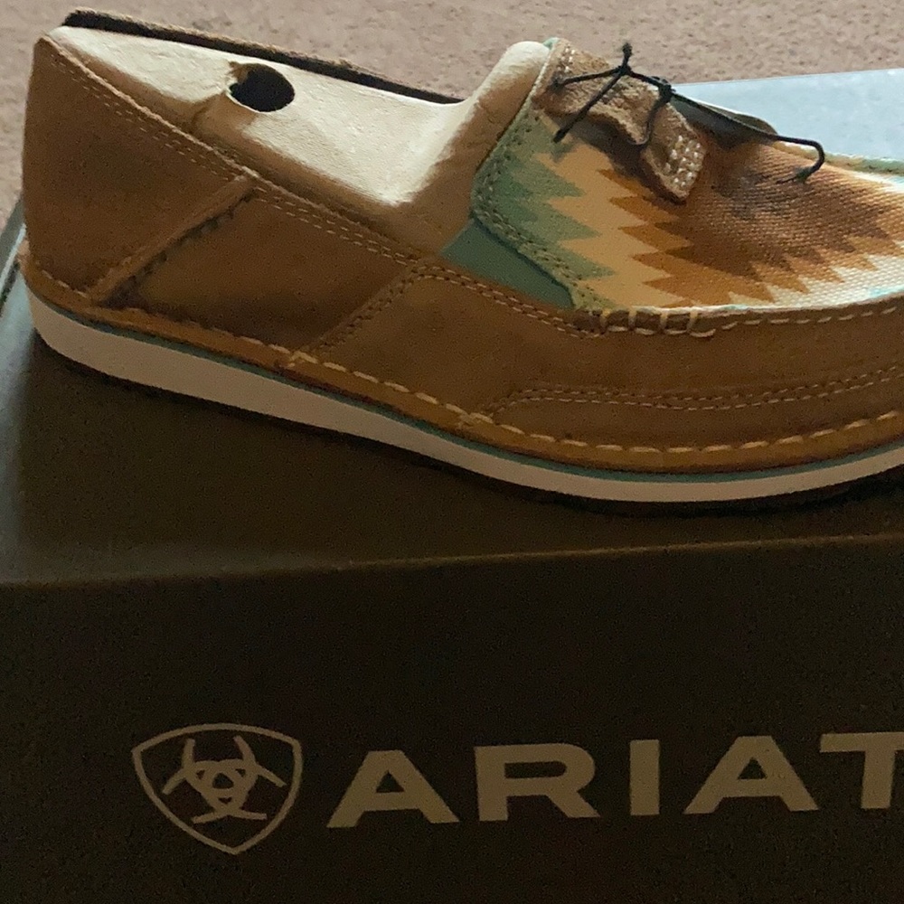 Ariat women’s cruiser